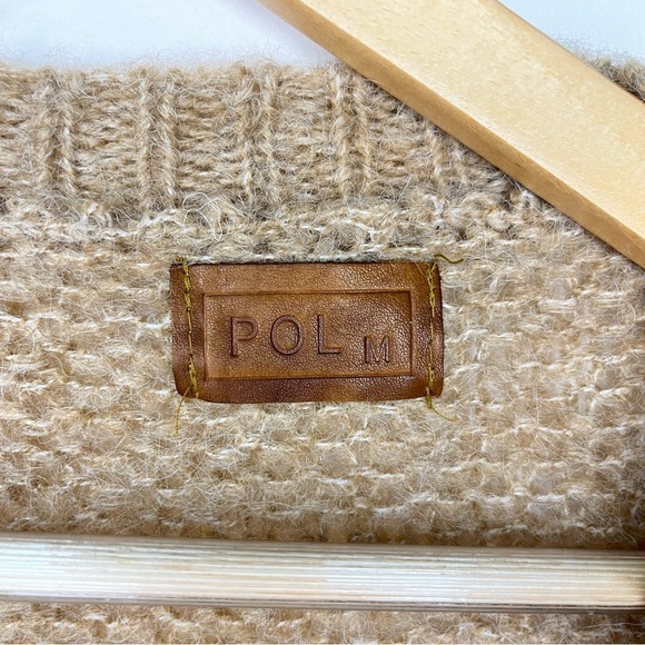 POL Fuzzy Knit Drop Shoulder Crew Neck Sweater Tan Size Medium - Picture 5 of 7